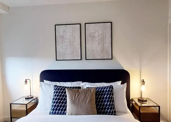 Stylish Modern 1Bed Apartment In Bedford