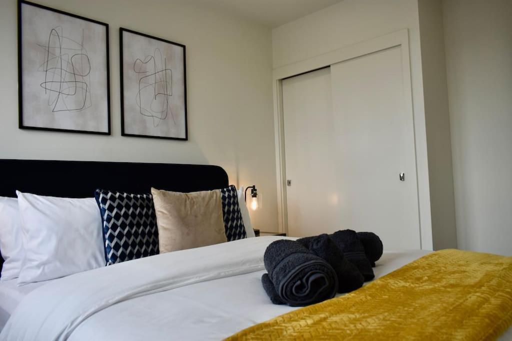 Stylish Modern 1bed In Bedford
